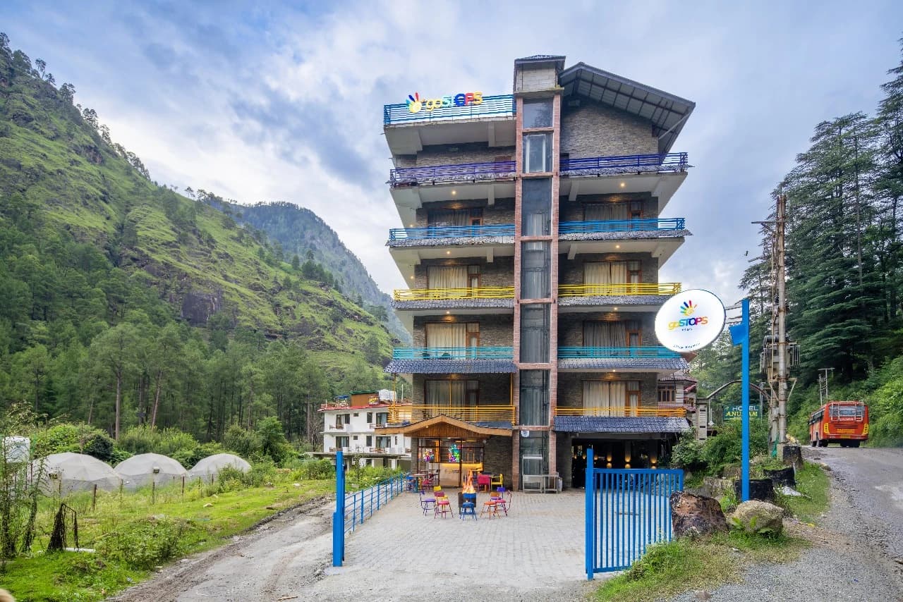 Kasol PLUS, Manikaran Road | Bar and Hostel