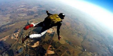 5 Adventure Sports In India That Will Test Your Limits!