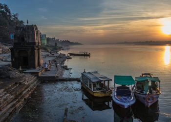 Maheshwar: Of Legends, History and Saris.