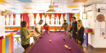 Why GenZ Prefers Hostels To Hotels