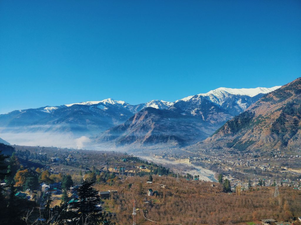 trekking in Naggar