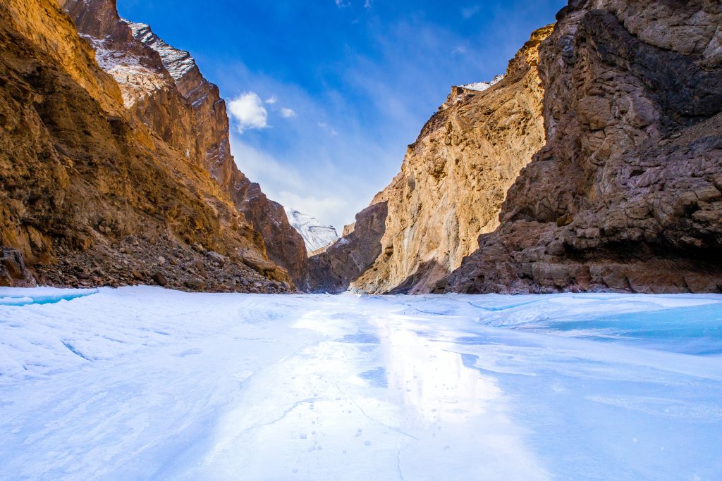 Chadar trek, traveling to Leh