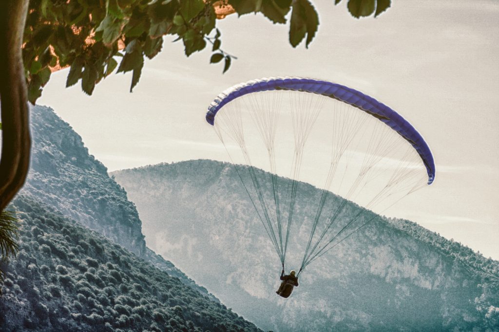 thrilling activities in Mukteshwar, paragliding