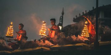 6 Unmissable Things To Do In Varanasi