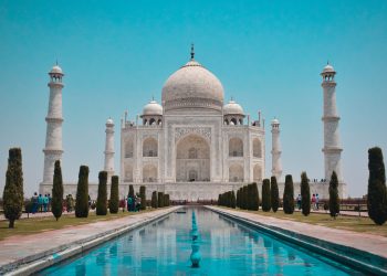 Here’s Why You Can Extend Your Trip To Agra