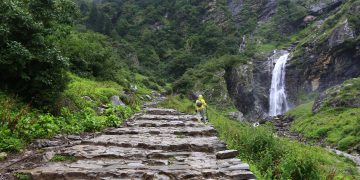 Why is August the best time to visit the Valley of Flowers?