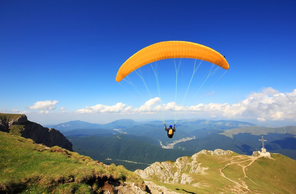 The experiences will include paragliding, sky cycling and bungee jumping.