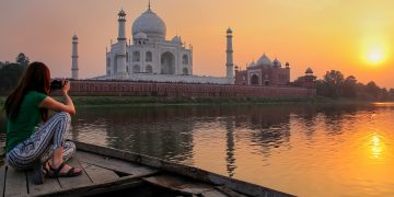 Backpackers Guide To Agra